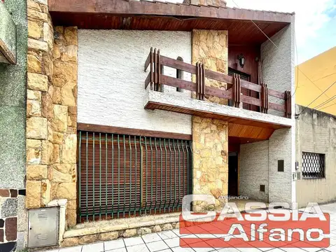 Casa en Venta en Lanús Oeste, USD 234.000