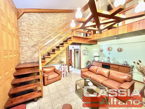 Casa en Venta con 1 cochera