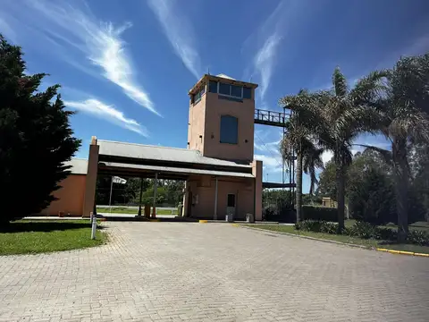 Casa en  exclusivo Club de Campo con instalaciones de Spa de aguas termales venta el mirador