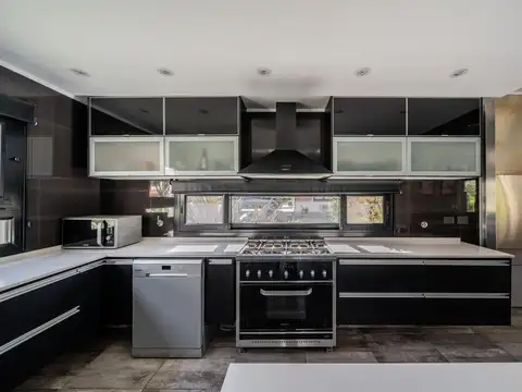 Casa en Venta en Lomas De Fátima, USD 516.000
