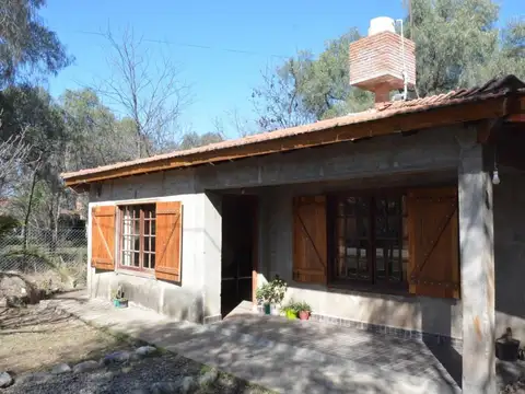 Las Calandrias al 100 Villa Merlo