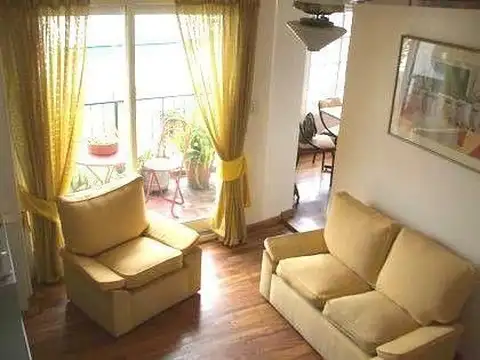 Lindo y luminoso Duplex con parrilla