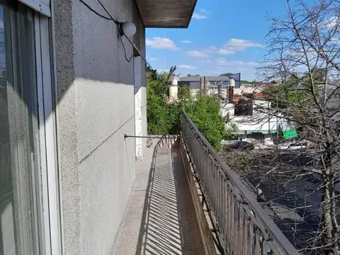 Depto Tipo Casa en Venta 30 años