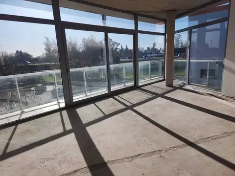 Oficina en Venta con 1 cochera