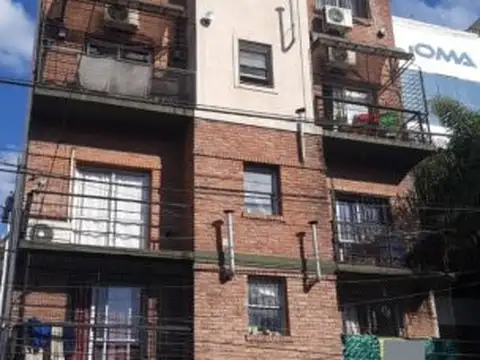 Moron Amplio Monoambiente