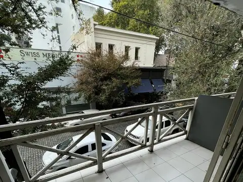 Oficina 2 ambientes con 1 baño