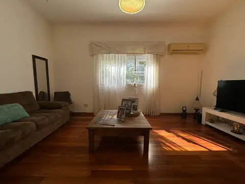 Departamento 5 ambientes con 2 baños