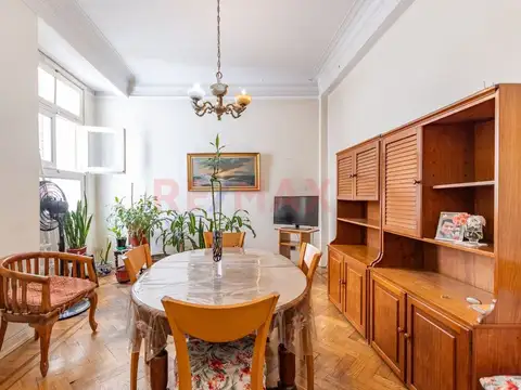 3 ambientes RECOLETA muy luminoso y funcional .