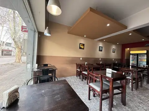 Local en Venta 37 años