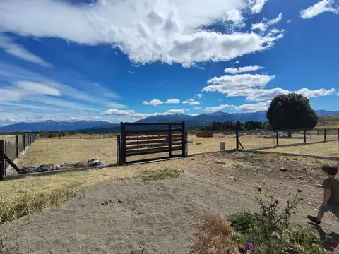 Terreno sobre la Ruta Nacional 259