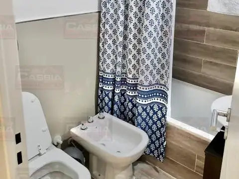 Departamento en Alquiler en Lomas de Zamora, $ 750.000