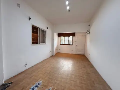 Depto Tipo Casa en Venta en El Libertador, USD 60.000