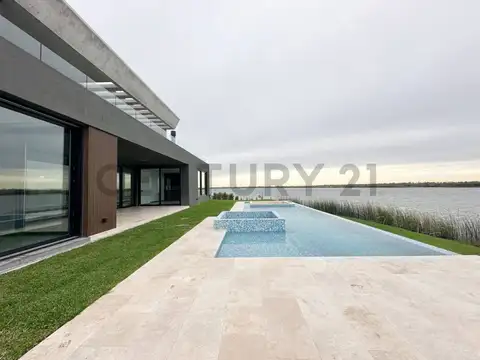 Casa en Venta en Puertos - Barrio Marinas, USD 2.500.000