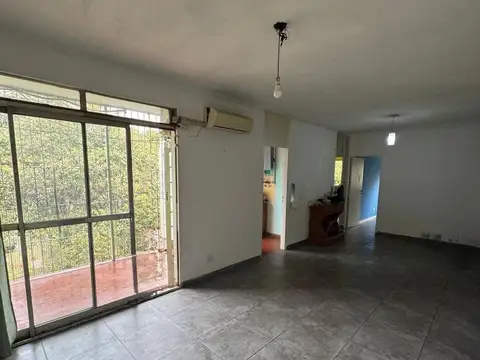 DEPARTAMENTO VENTA 3 AMBIENTES EN CLAYPOLE APTO CR