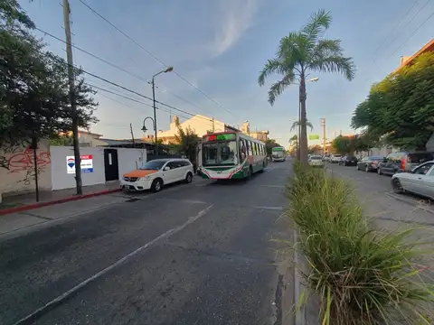 TERRENO Comercial sobre AVENIDA AVELLANEDA