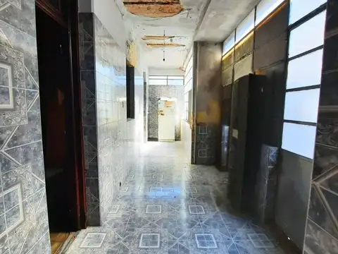Venta propiedad de 360 mts sobre Av Mariano Acosta y Alberdi