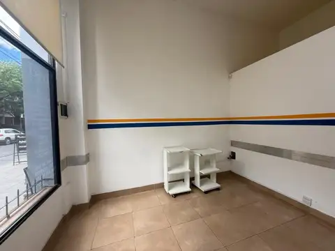 Oficina en Alquiler al Este