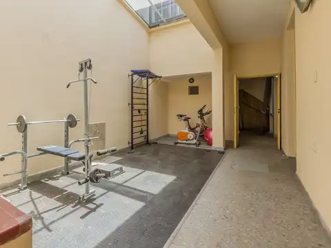 VENTA CASA LOTE PROPIO FLORES RESIDENCIAL COMERCIO