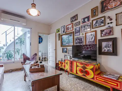 VENTA - Casa de pasillo 3 dormitorios. Centro, Rosario.