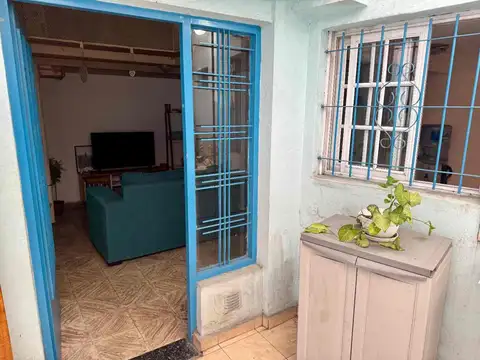 Depto Tipo Casa 2 ambientes con 1 baño