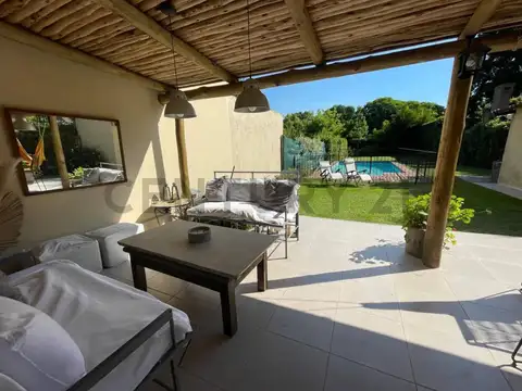 Casa en Alquiler de 3 dormitorios