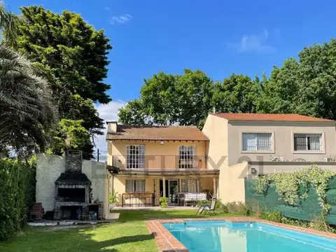 Casa en Alquiler en Bella Vista, USD 1.800