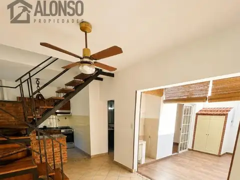 Depto Tipo Casa en Venta de 3 ambientes