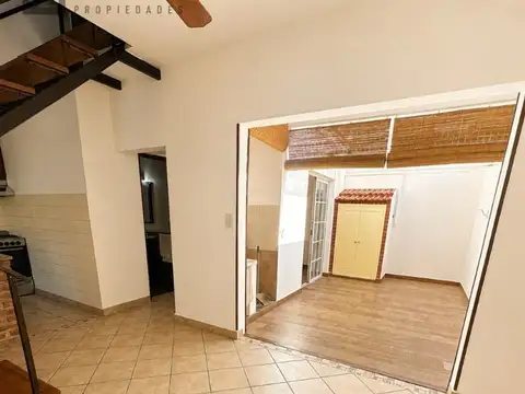 Depto Tipo Casa en Venta en Lanus Oeste, USD 75.000