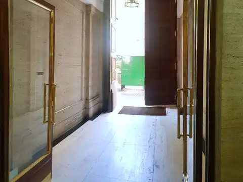 Oficina en Alquiler 40 años