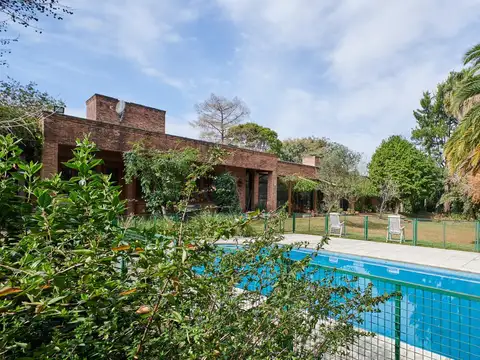 Venta Casa 6 ambientes en Club de Campo Hacoaj Tigre Estilo Inglés