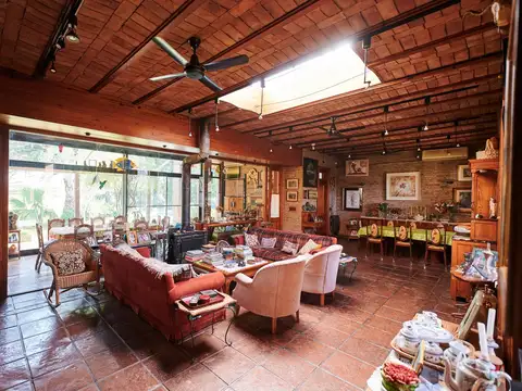 Casa en Venta de 5 dormitorios