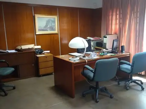 Av. Velez Sarsfield 1600