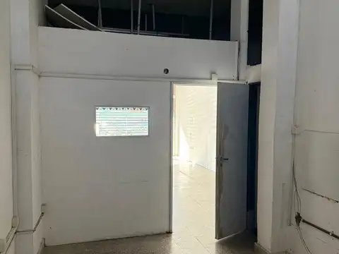 Local en Alquiler en Centro, $ 800.000