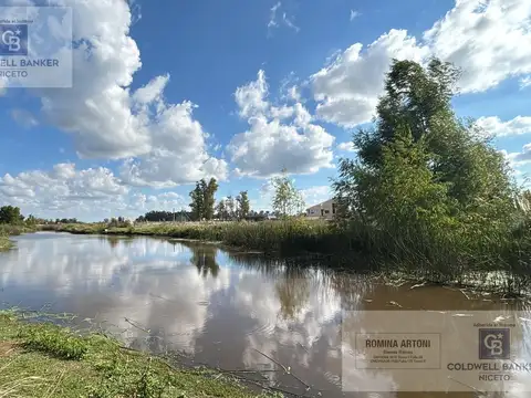 Terreno en Venta 50  mts Fondo