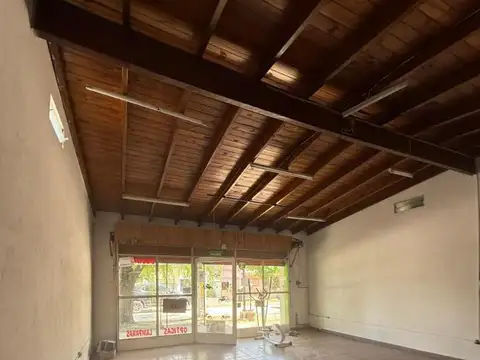Local en Alquiler en Marcos Paz, $ 650.000