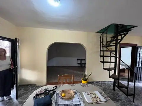 CASA EN VENTA - PJE IBERIA 91 BIS