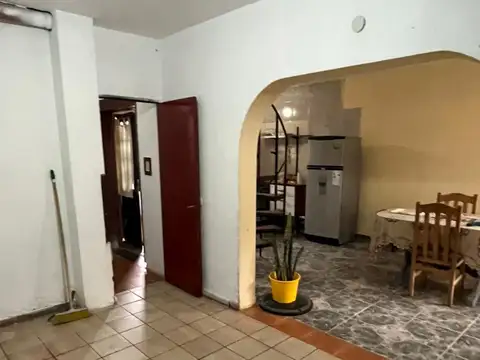 CASA EN VENTA - PJE IBERIA 91 BIS