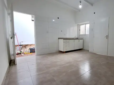 Depto Tipo Casa en Alquiler de 3 ambientes