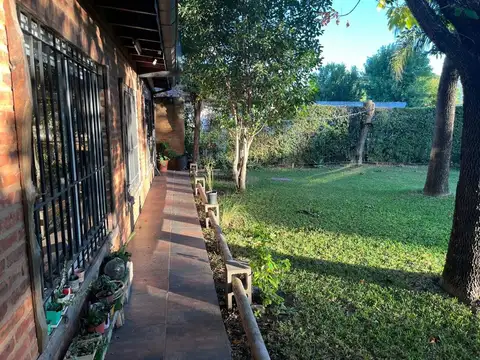Casa en Venta con 1 cochera