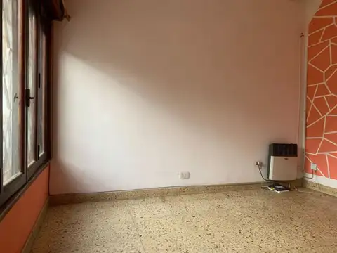 Depto Tipo Casa en Venta en Lomas de Zamora, USD 38.000