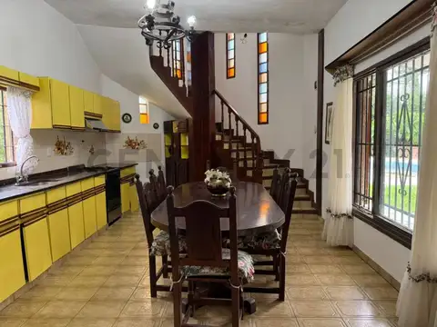 Valle de Río Negro 600, Piso 0