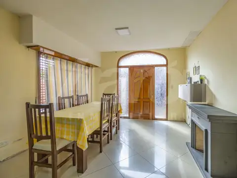 Depto Tipo Casa en Venta en Lomas de Zamora, USD 90.000