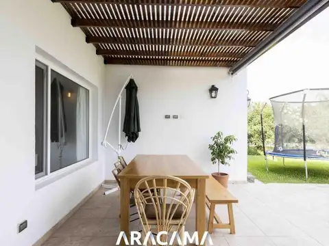 Casa en Venta al Este