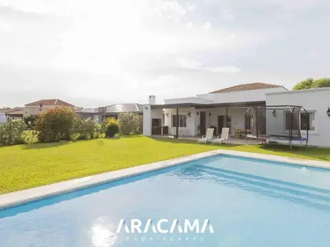 Casa en Venta en Santa Ines, USD 295.000