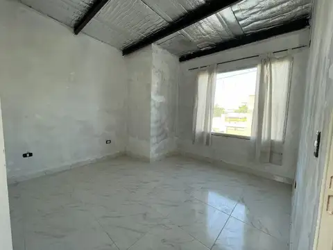 Oficina tipo PH - PA 50m2 c/patio - Boulogne