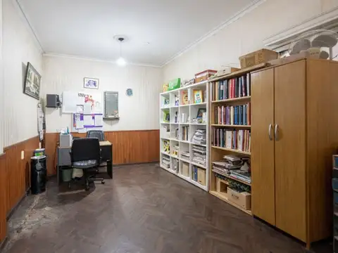 Casa 6 ambientes con 1 baño