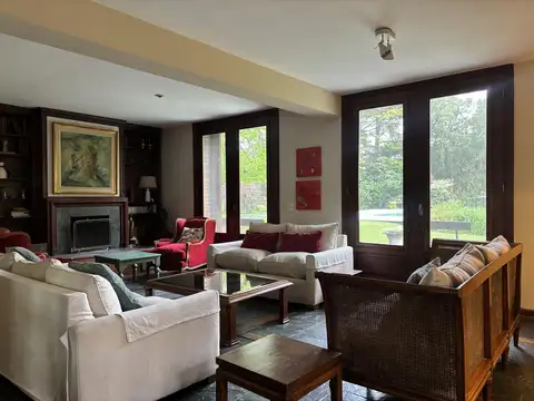 Casa en Venta en Olivos Golf Club, USD 880.000