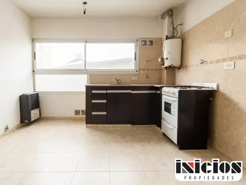 Diagonal Rivadavia 200