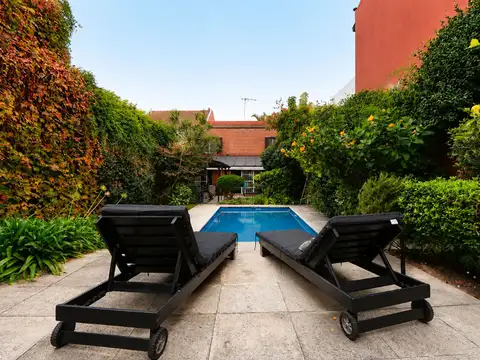 Casa 5 ambientes con 4 baños