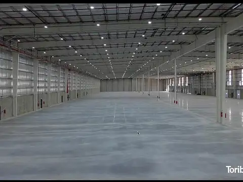 Excelente deposito AAA en alquiler en Esteban Echeverria. Posibilidad de mas metros